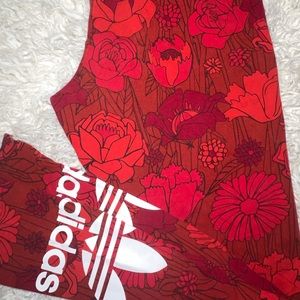 Red adidas leggings + roses